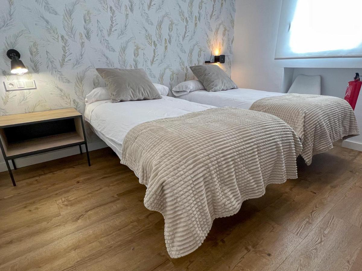 Apartamentos En Cordoba, Puente Romano Y Torre Calahorra Exterior foto